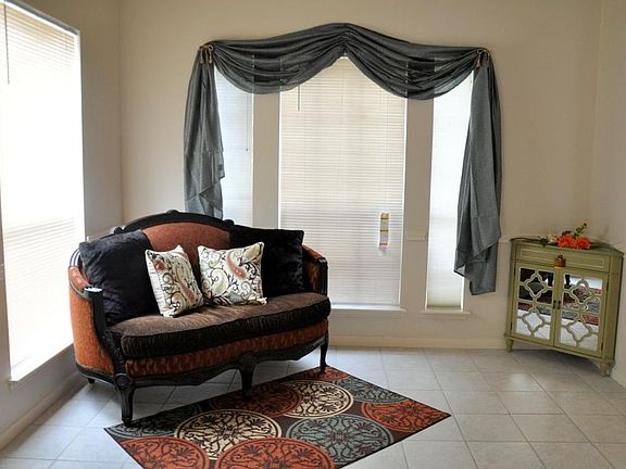 2nd image of 13507 Country Green Ct