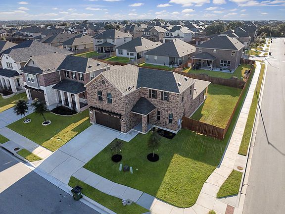 2nd image of 1829 Stringer Pass