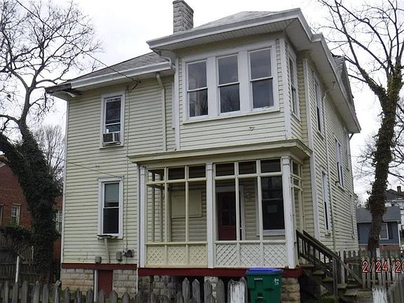 2nd image of 2411 Lamb Ave