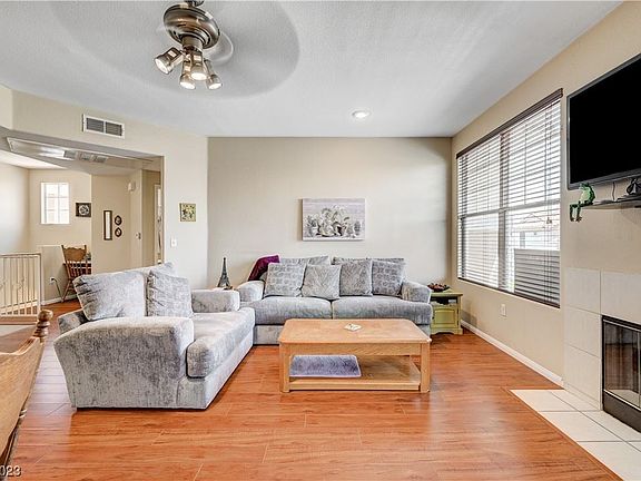 5th image of 8555 W Russell Rd Unit 2072