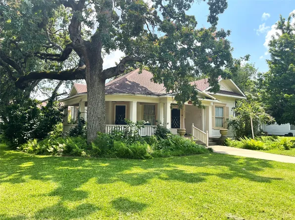 520 Pecan St, Teague, TX 75860