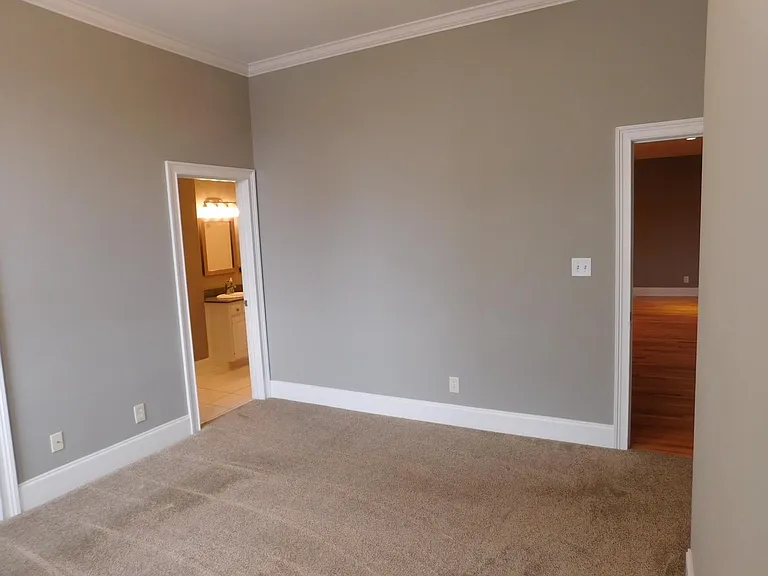 648 S Main St #205 — Photo 14