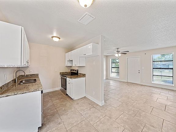 4th image of 4721 NW 12th St