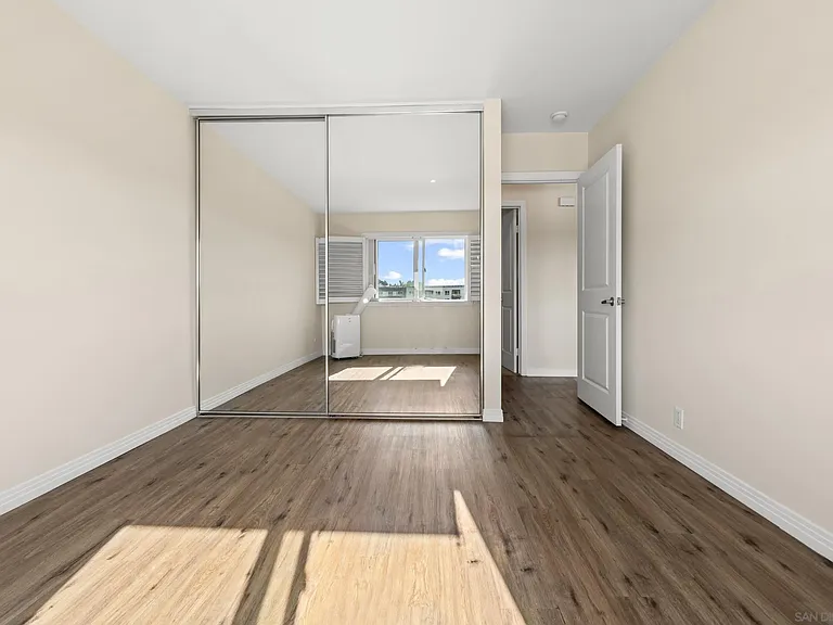 6120 Decena Dr #207 — Photo 8