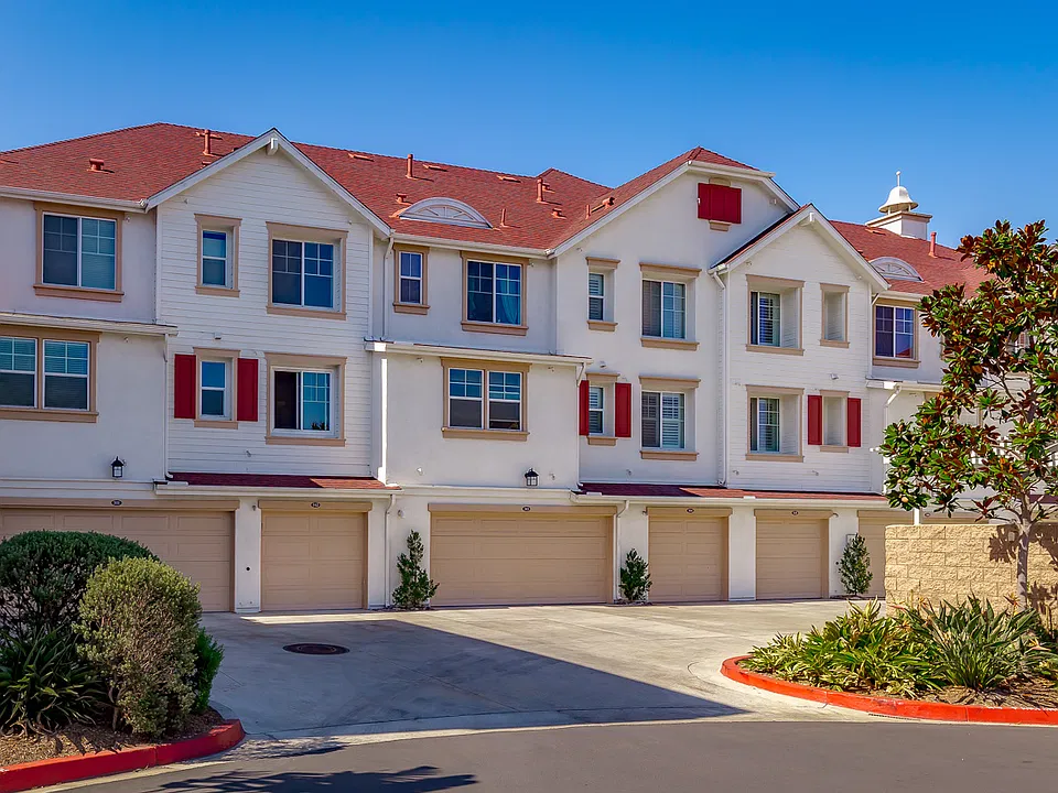 855 Harbor Cliff Way #309