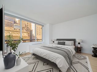 70 W 37th St #607, New York, NY 10018