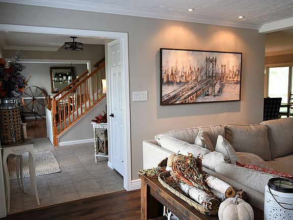 Front Entry / Living Room