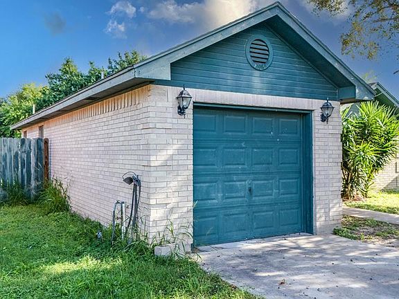 2nd image of 5051 Jovan Cir