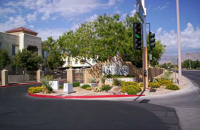 1 bed, 560 sqft, $1,200 — Photo 2