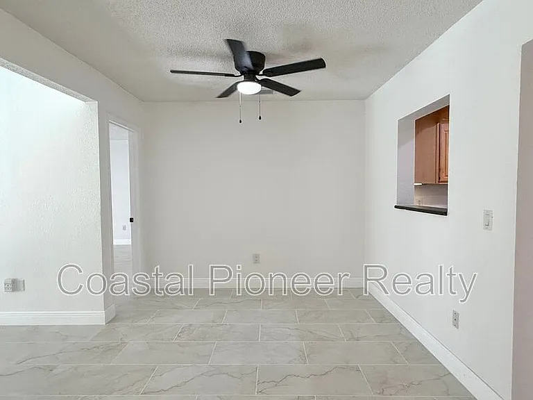 18306 Crawley Rd — Photo 10