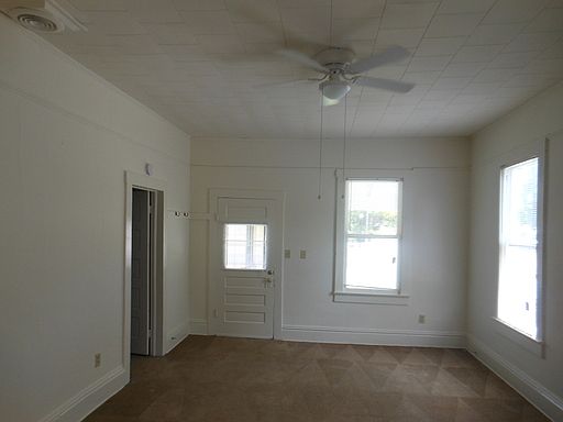 3rd image of 615 E Orange St APT 5