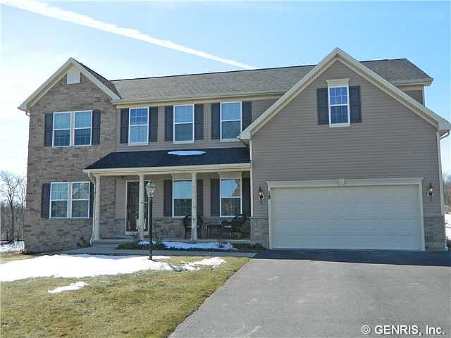 1st image of 18 Chriswell Ln