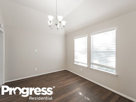 5th image of 6417 Larrycrest Dr