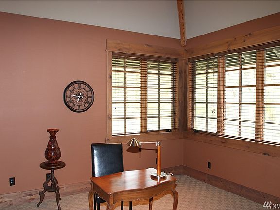 Main Floor Den/Office or 4th Bedroom