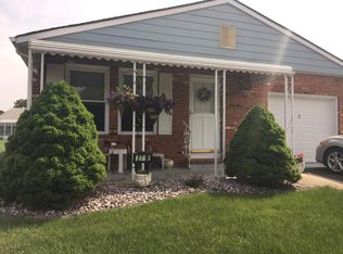 27 Santiago Dr W, Toms River, NJ 08757