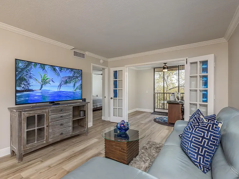 3062 Eastland Blvd #11 — Photo 5