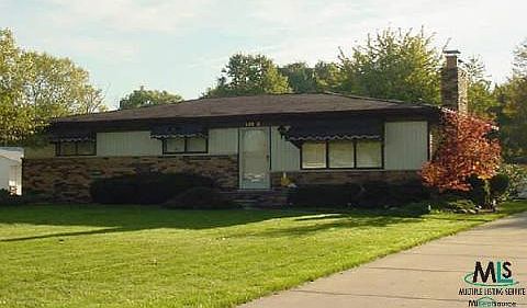 1st image of 48026 Pheasant Dr