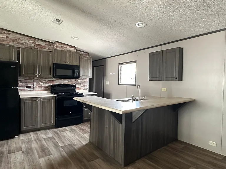 7616 Upper Seguin Rd #208 — Photo 2
