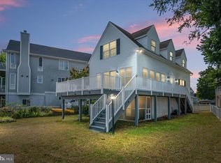 3830 Clarks Point Rd, Baltimore, MD 21220