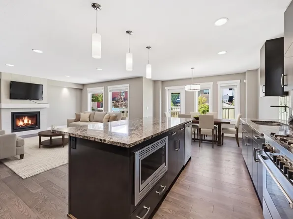 5430 Edworthy Way NW, Edmonton, AB T6M 0P2