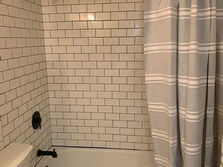 4125 Holdrege St — Photo 7