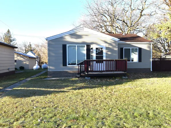 503 Main St S, Karlstad, MN 56732
