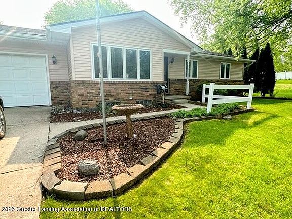 2nd image of 12536 Cherry Ln