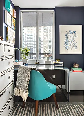 Sold by Compass | media 9