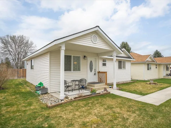 7125 N Crestline St APT 11, Spokane, WA 99217