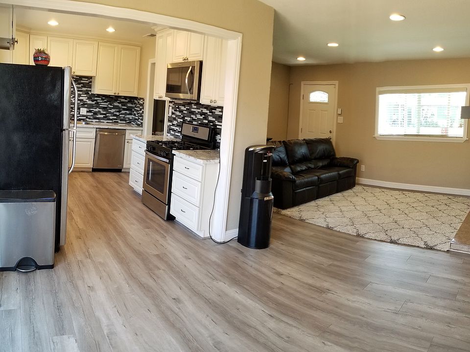 2nd image of 2749 Westgate Ave