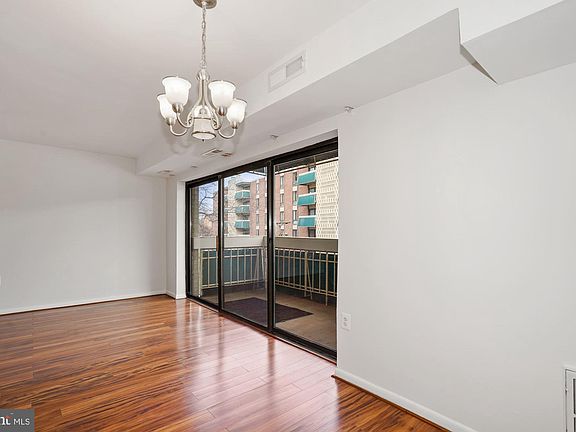 4th image of 6139 Leesburg Pike APT 402