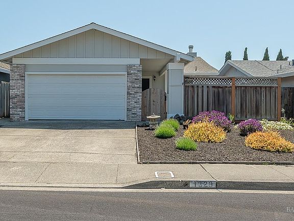 2nd image of 1329 Garmont Court
