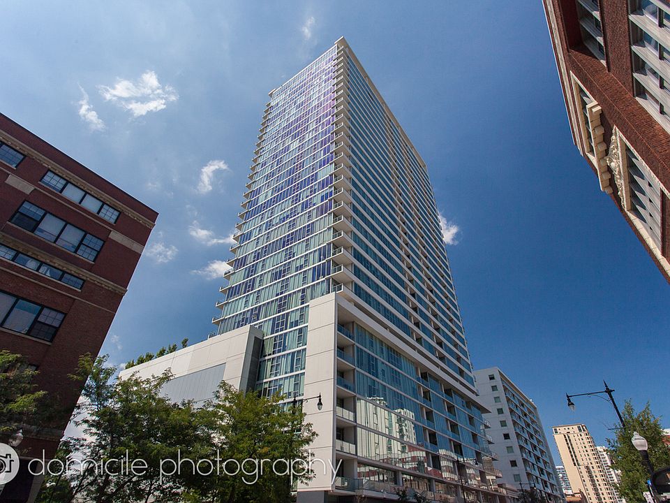 1st image of 1720 S Michigan Ave APT 1617