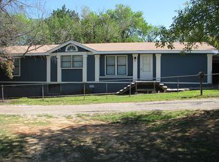 27 Red Oak St, Alvarado, TX 76009