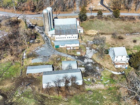 5th image of 1250 New Philadelphia Rd