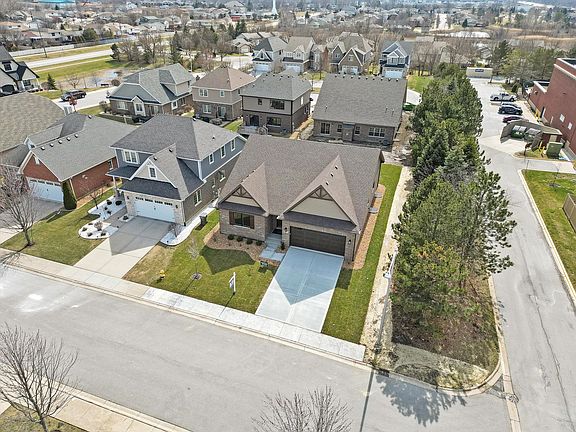 5th image of 9437 Rich Ln