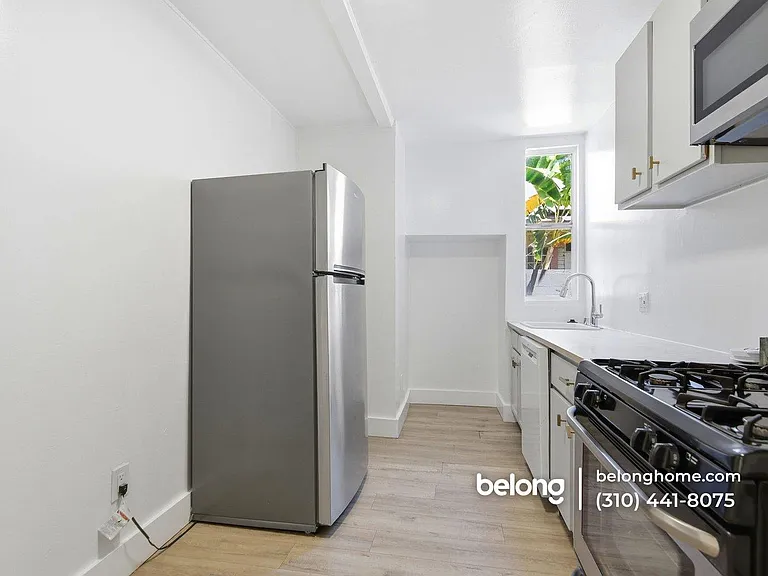 1478 W Vernon Ave #1 — Photo 8