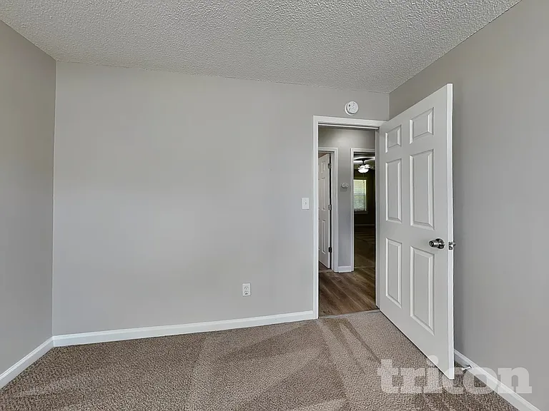 73 Seagrave Ct — Photo 12