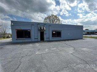 2107 1st Ave SW, Hickory, NC 28602