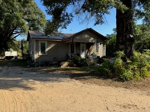 15 Oak Ave, Satsuma, AL 36572
