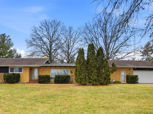 4620 West Ave, Burlington, IA 52601