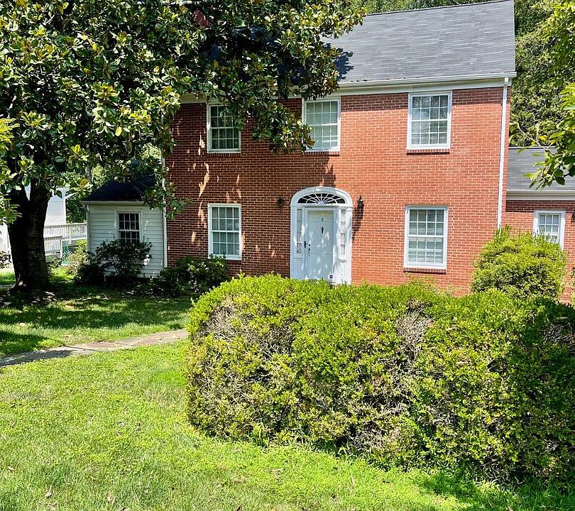 1st image of 8 Brice Rd