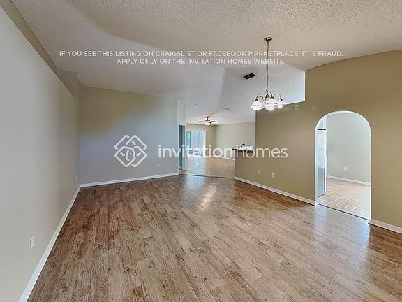 4th image of 3850 Stonefield Dr