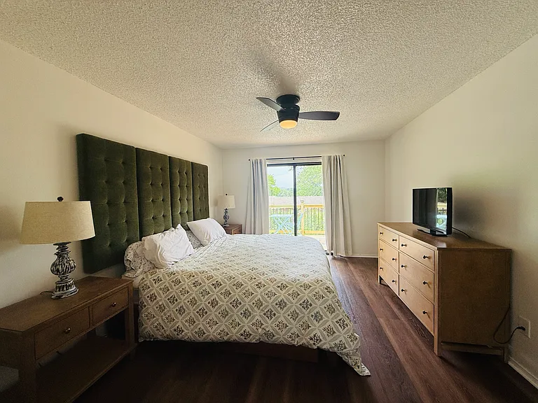 4 Chandler Ln — Photo 16