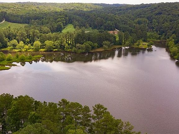 2nd image of 828 Cove Lake Dr