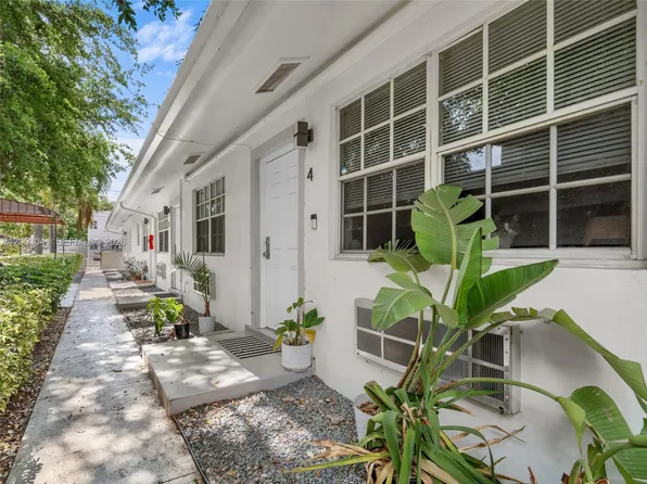 571 NE 67th St, Miami, FL 33138