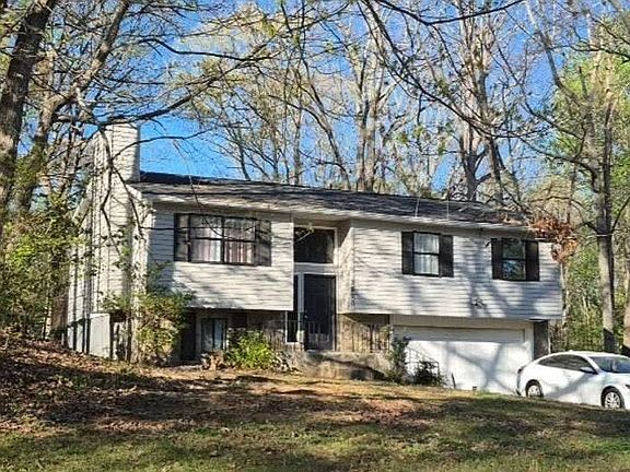 3rd image of 3820 Sugar Creek Dr