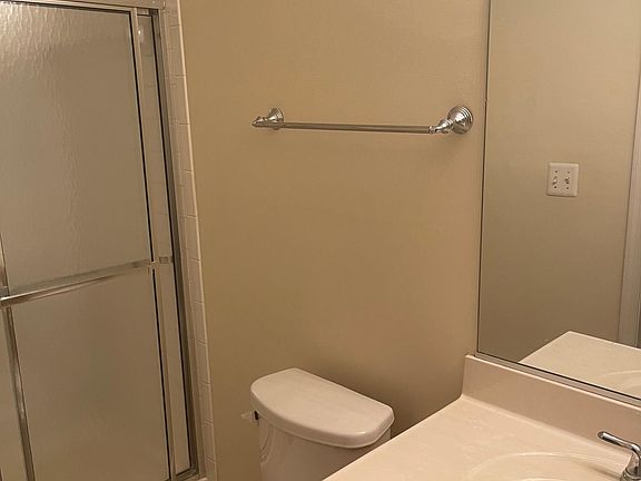 5th image of 2710 Bellforest Ct APT 108