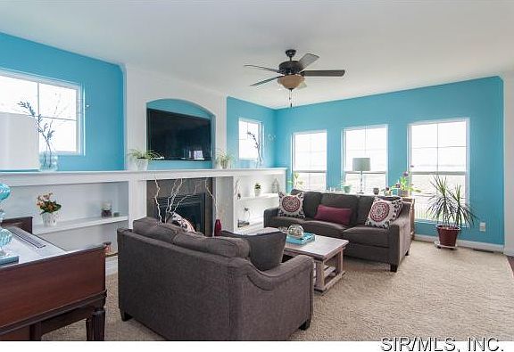 2nd image of 3155 Alexandria Dr