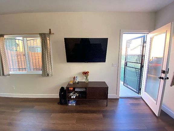 4th image of 4619 Orange Ave